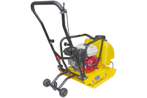 Виброплита ТСС TSS-VP80TH (колесный комплект, бак) фото