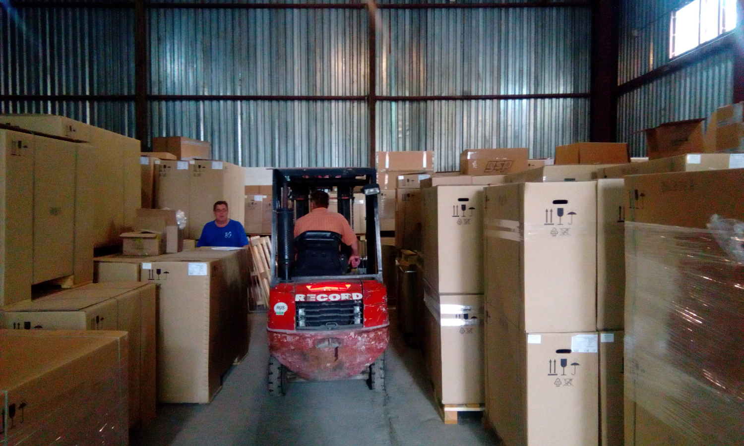 Отгрузка поршневых компрессоров Remeza СБ4/С-100.LB30A и Remeza СБ4/Ф-270.LB50 в транспортную компанию