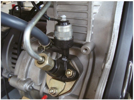 Дизельный генератор Hyundai DHY 6000LE-3